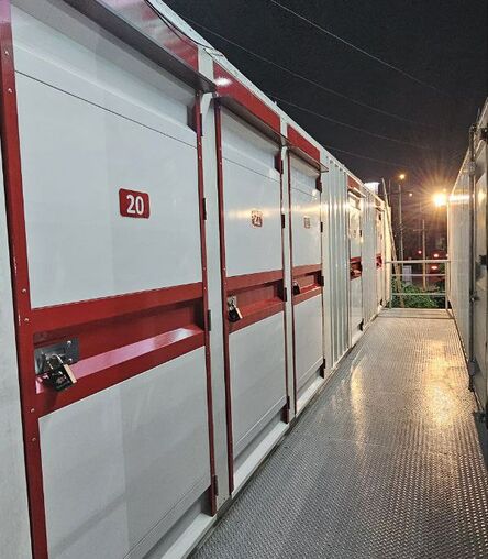 Self Storage: Unit 24, PH6M+45Q, Khwaeng Phra Khanong, Khet Khlong Toei, Krung Thep Maha Nakhon, Bangkok 10110, Thailand